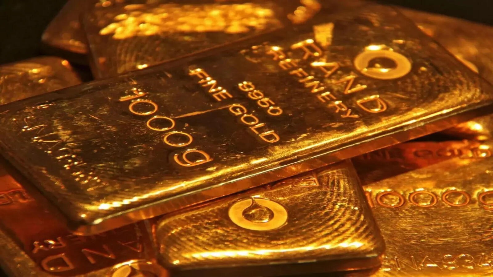 gold price may fall by up to 38 price in the coming time can buy 10 grams of gold for rs 55000