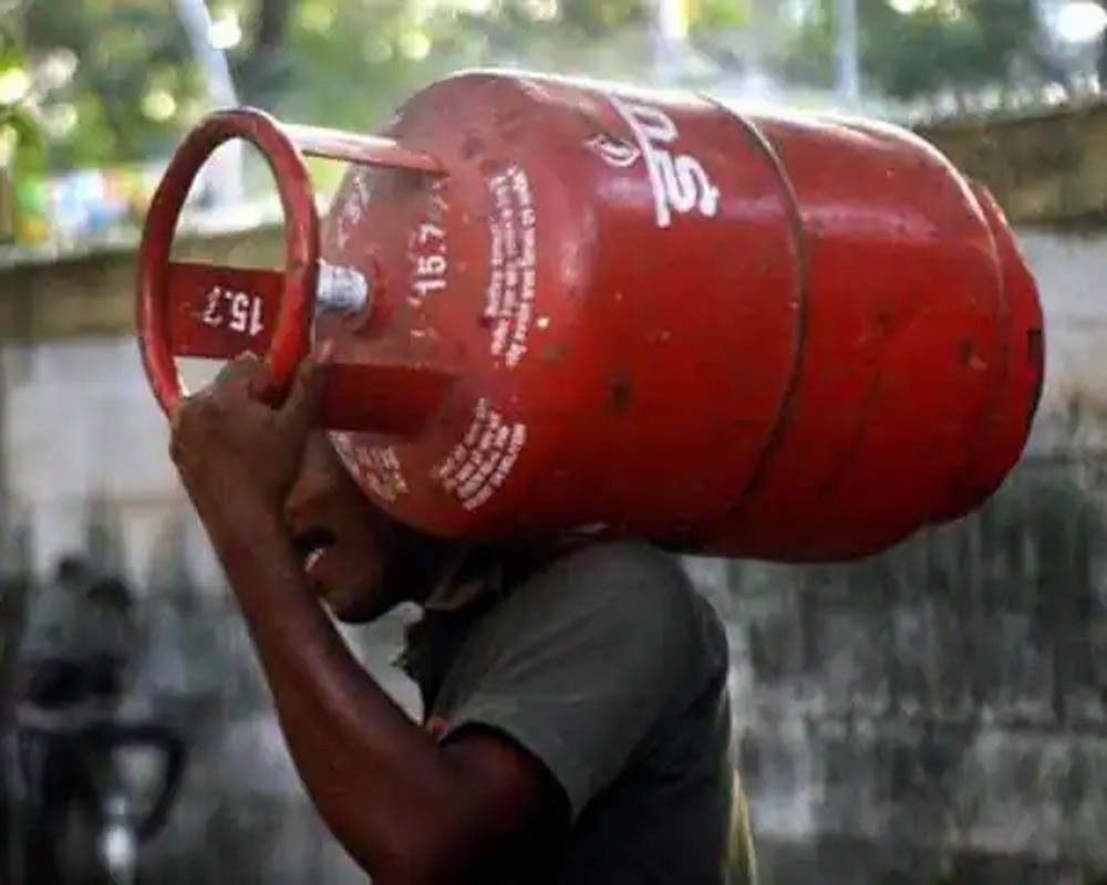 lpg cylinder became expensive price increased by 50 rupees