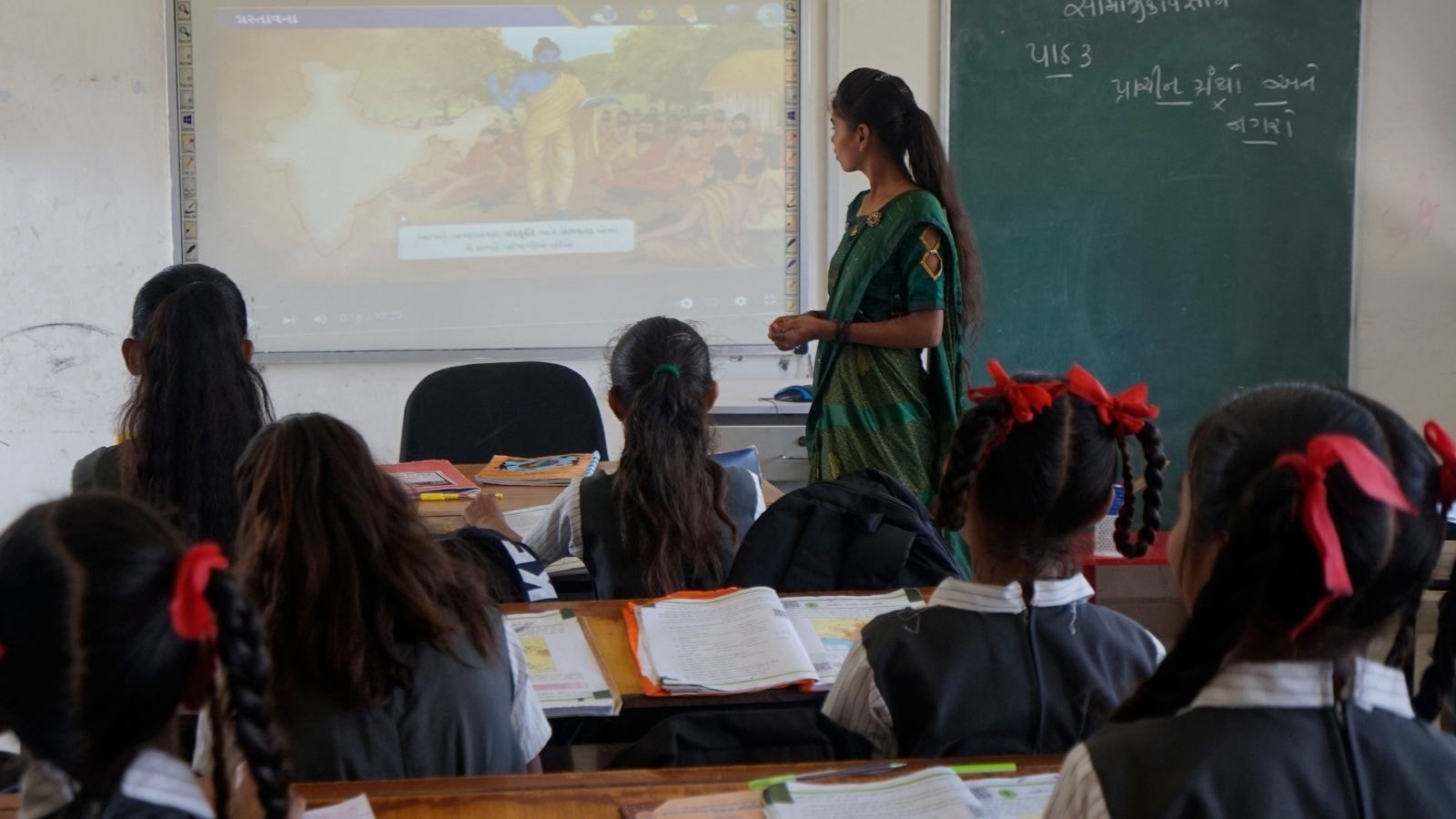 more tha thirty thousand government teachers did not get salary from three months in bihar