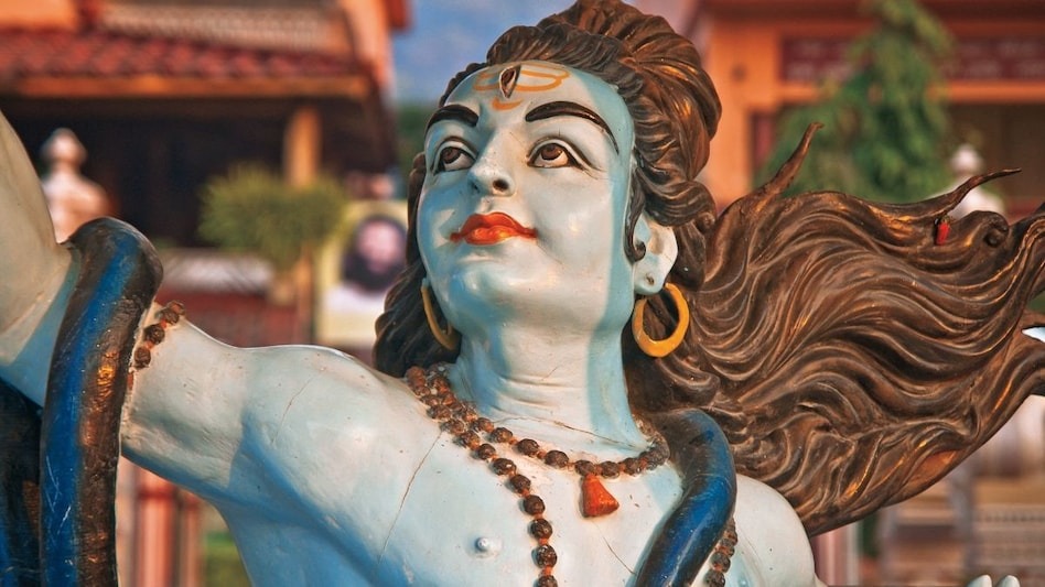 pradosh vrat 2025 date and time shiv chalisa ka path2