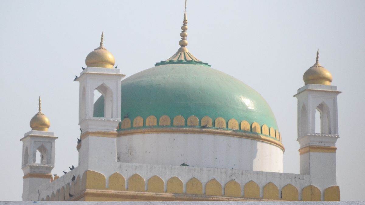 sambhal city asi likely to replace signboard at jama masjid with one reading juma masjid in sambhal