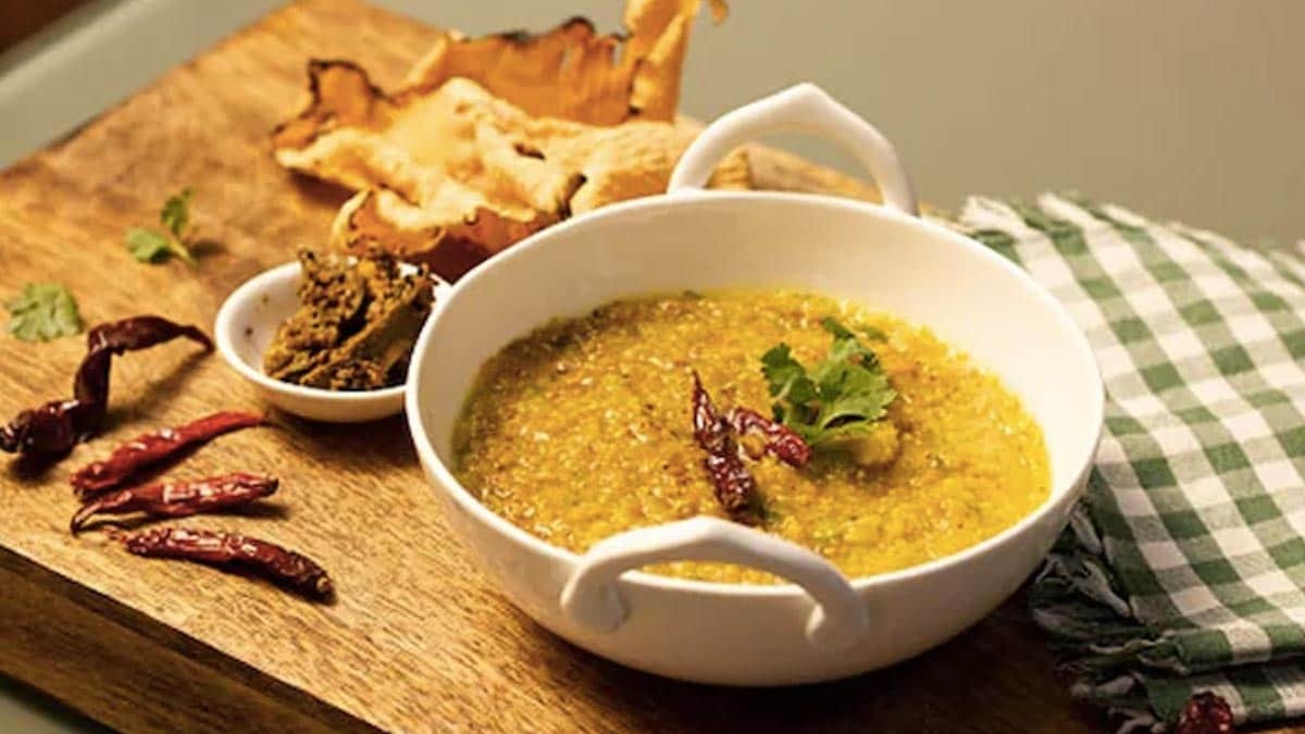 summer diet plan 2025 healthy foods for kids to elderly during hot weather garmiyon mein kya khana chaiye2