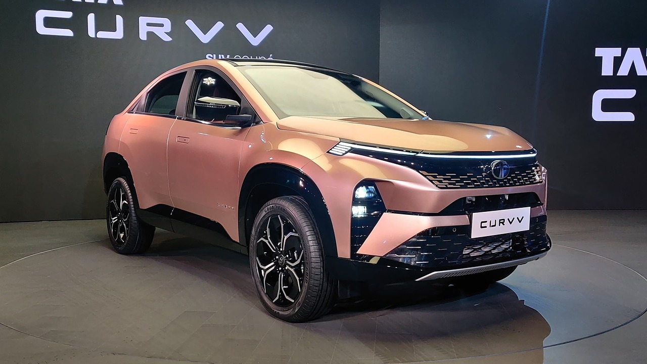 tata curvv cng variant spotted during testing launch expected soon in 2025 see details1