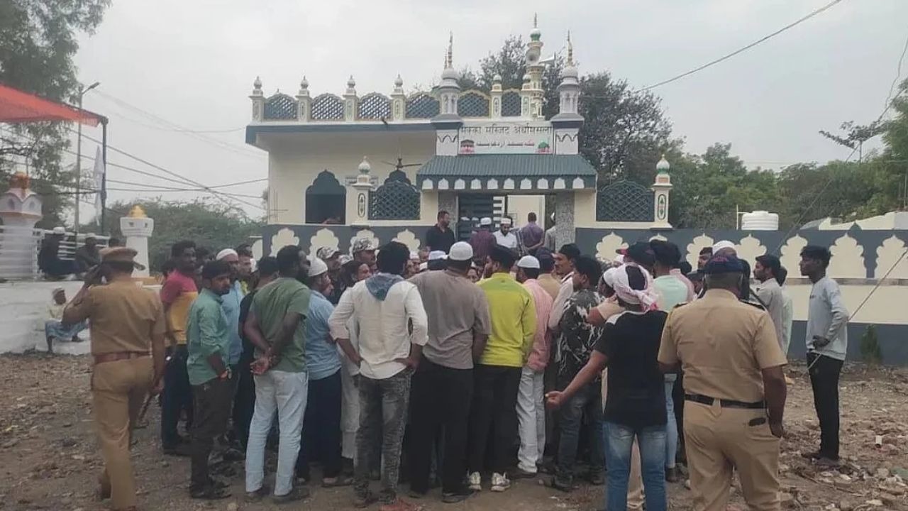 uapa invoked against two men arrested in beed mosque blast case1