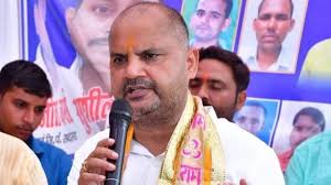 up politics mp pappu nishad made allegations of extortion mla ankur raj tiwari gave challenge1