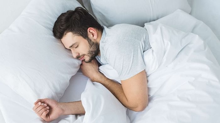 According to Vastu Shastra in which direction should one sleep with their headpoiuytr