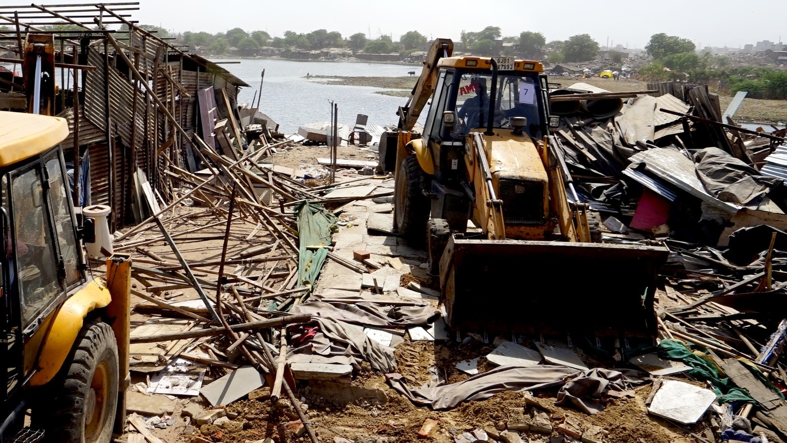 ahmedabad demolition process started again chandola lake hub of bangladeshis more than 8 thousand illegal constructions will be demolished