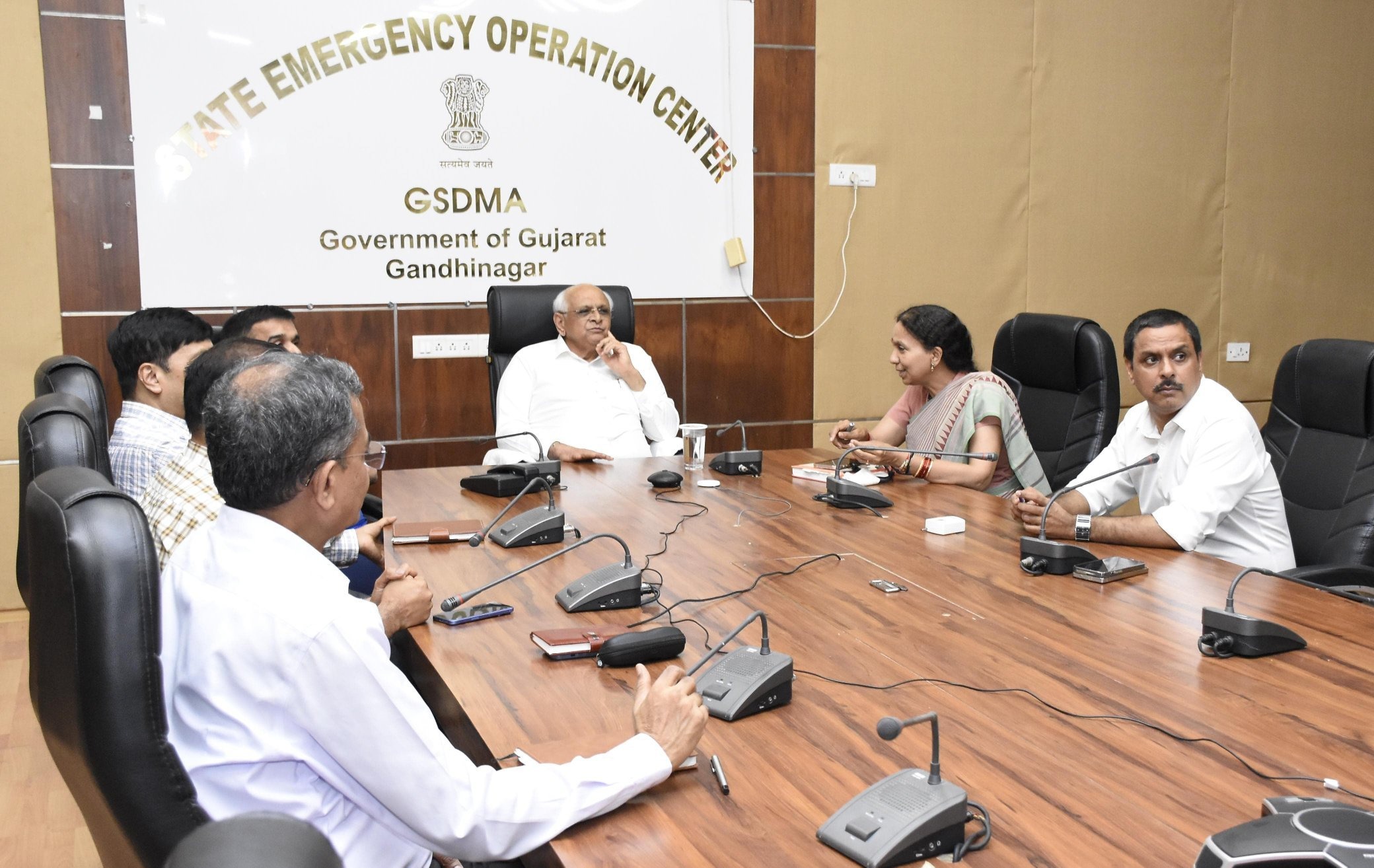 amid tension with pakistan gujarat government cancels leave of officers and employees of all departmentspoiuyt