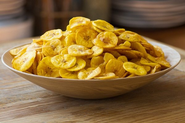 banana chips are best for breakfast with tea if you make them with this recipepoiuytr
