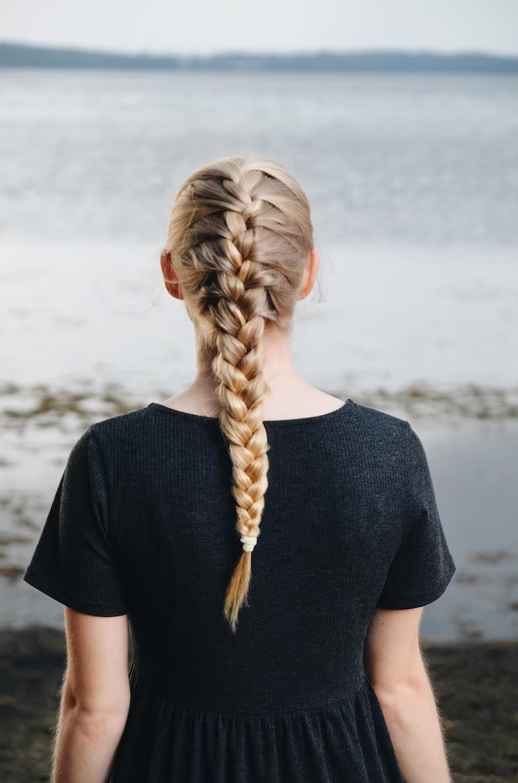 best cool and smart summer special hairstyles for girls