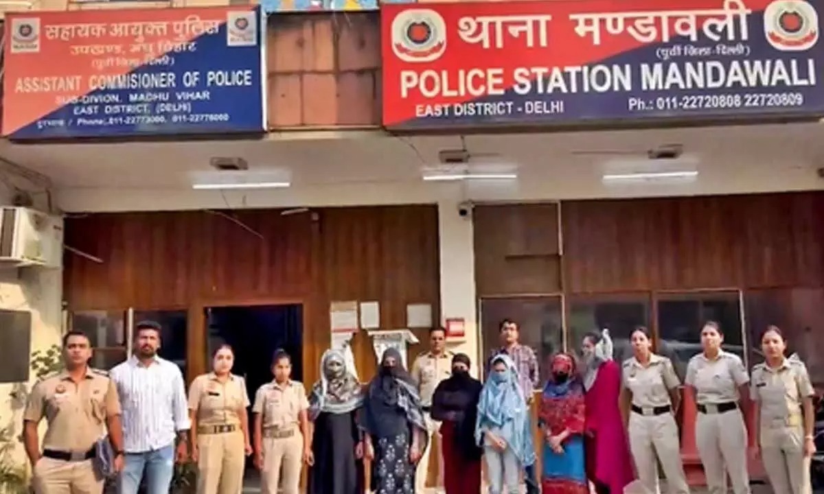 delhi police detained six bangladeshi women