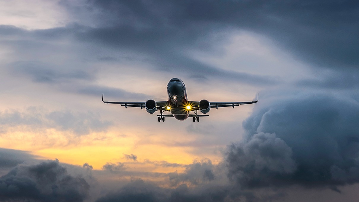 flight kept flying in air continuously for 67 days know how