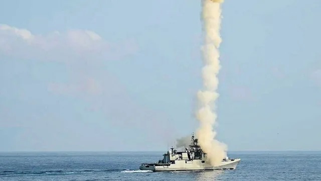 indian navy conducted firing drill near gujarat coast just 85 nautical miles away from pakistani