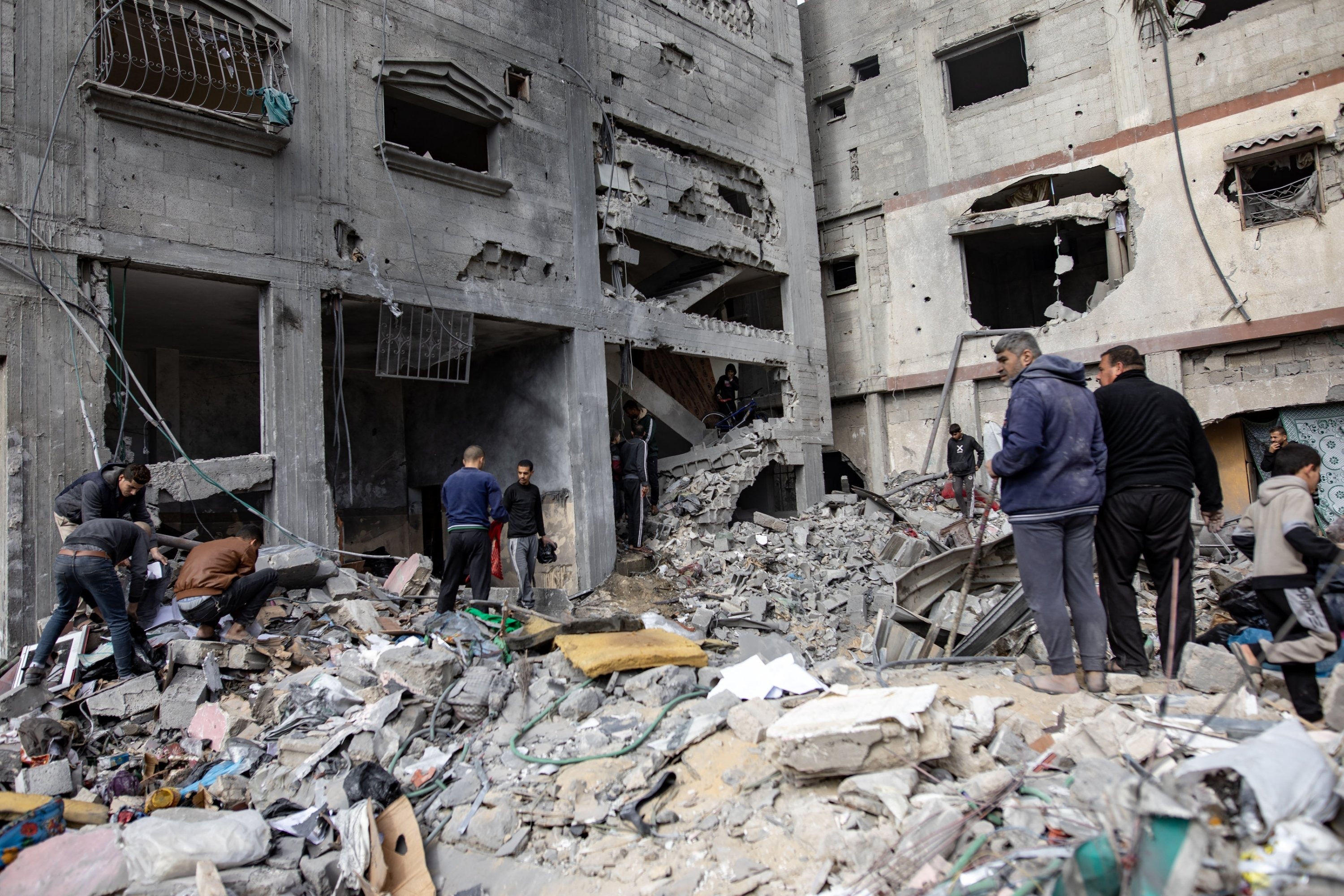 israel new operation start in gaza killed at least 151 in one day siege hospitals delivering food too