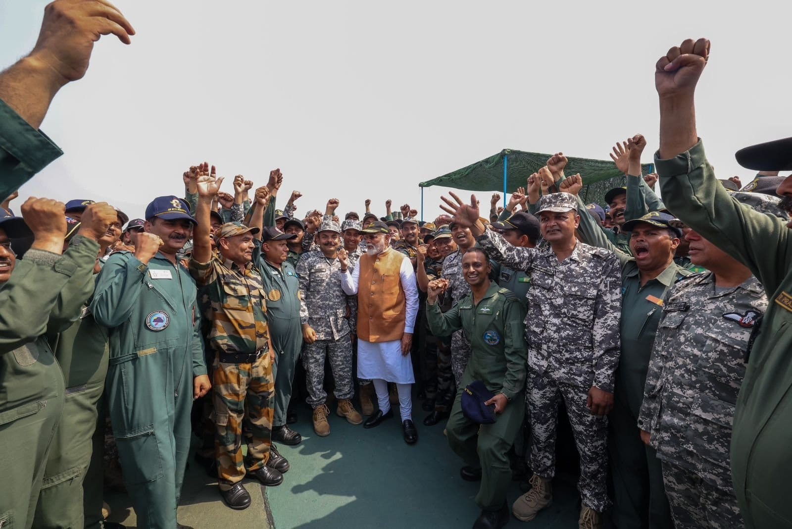 operation sindoor prime minister modi reached adampur airbase met the soldiers