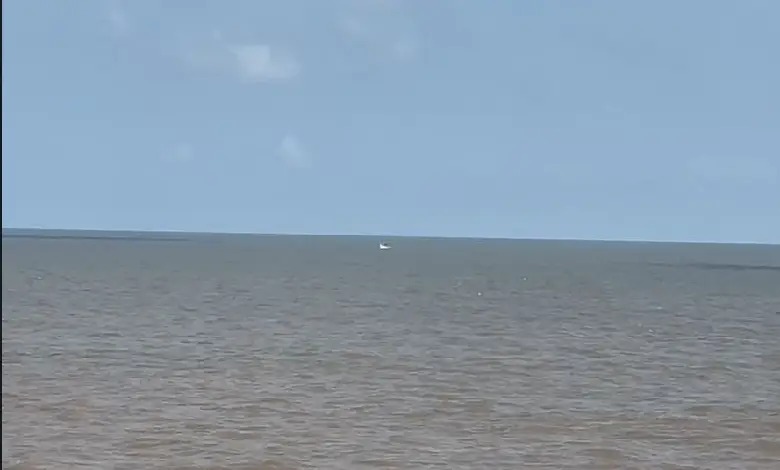 suspicious boat seen off gujarat coast security agencies alert
