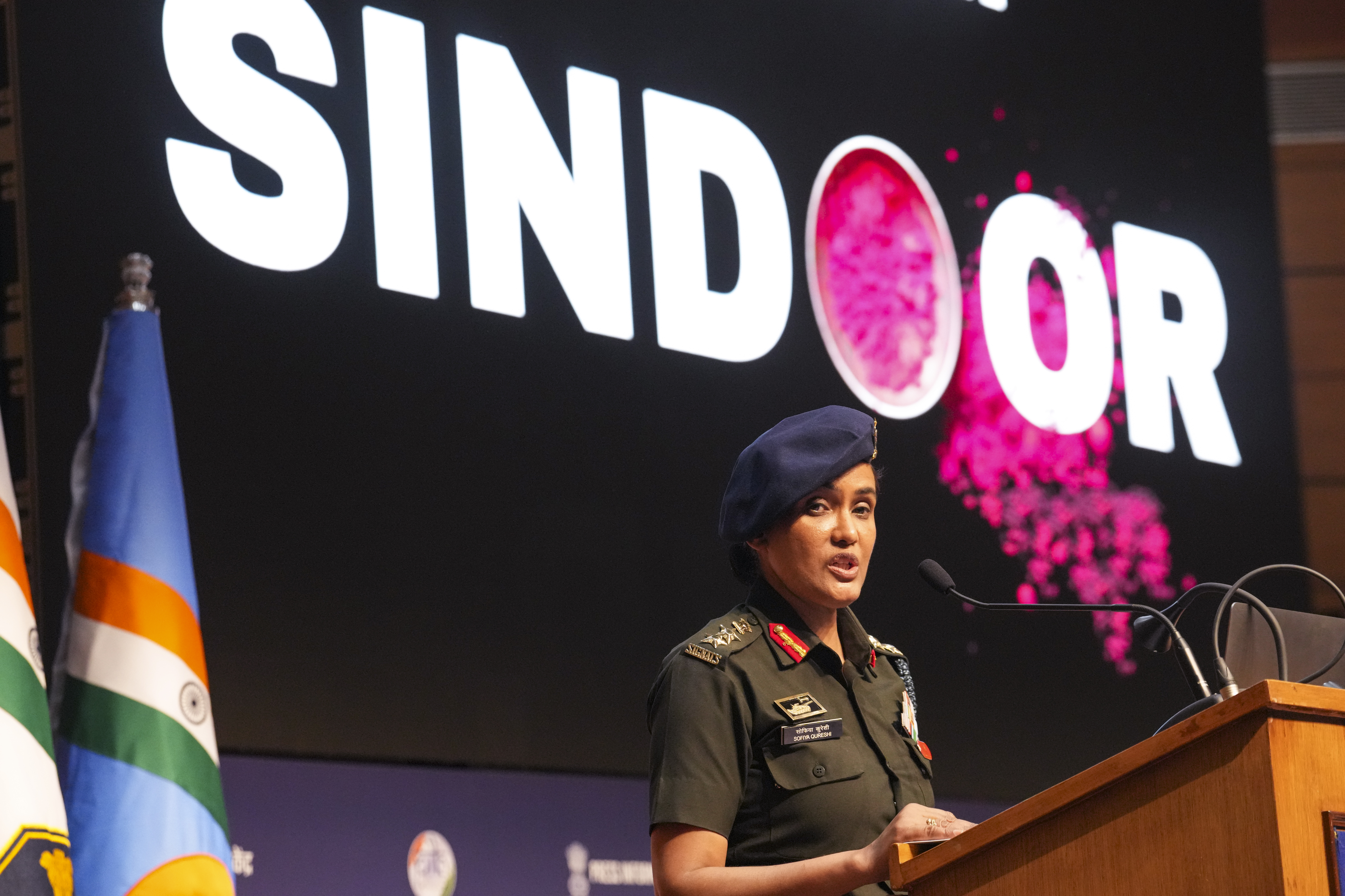 who is colonel sophia qureshi the decorated army officer who briefed media on operation sindoor indian army1