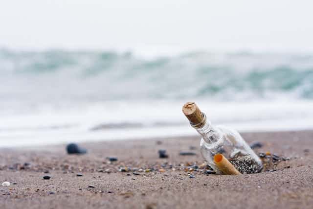 12 year old girl threw bottle with message in sea surprisingly got reply after 31 years11