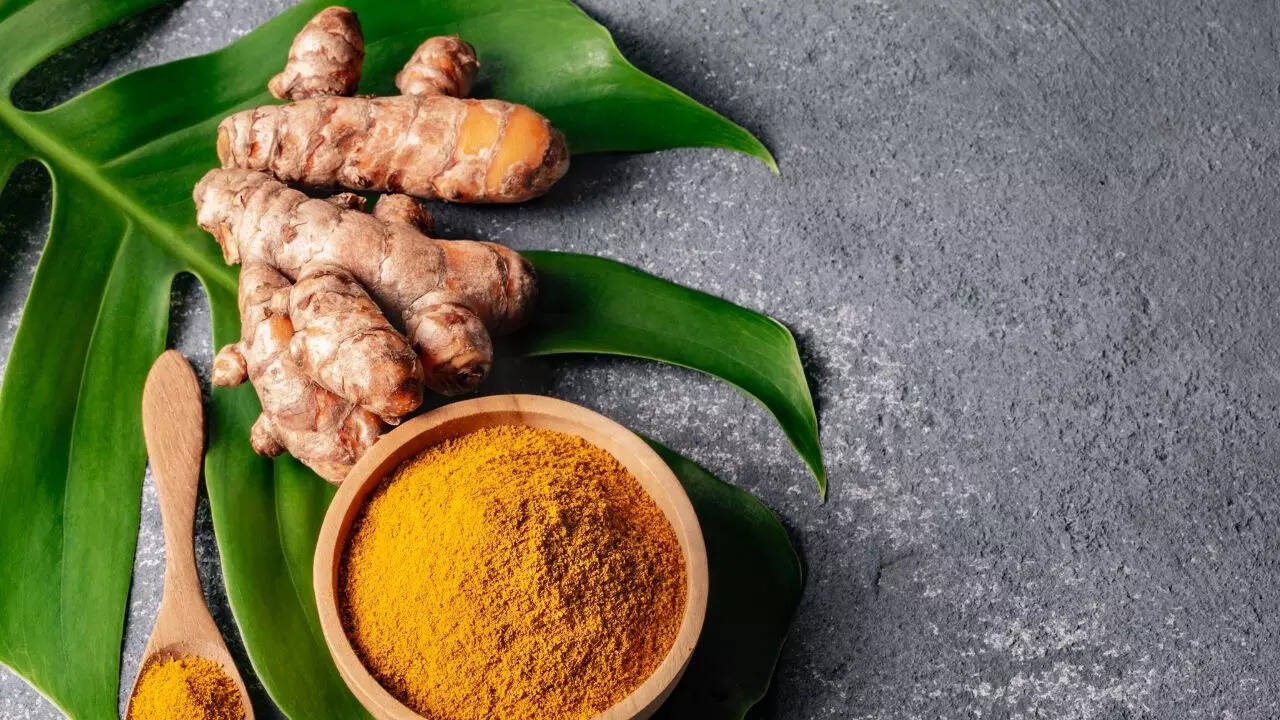 Turmeric is full of antibacterial properties but never use it this way for skin care1