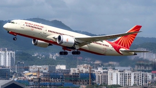 air india flight from san francisco to mumbai suffers technical snag passengers deplaned in kolkata11