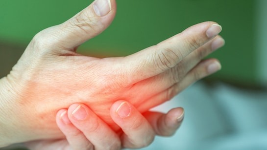 calcium deficiency will make your bones weak do not make the mistake of considering these symptoms as minor11