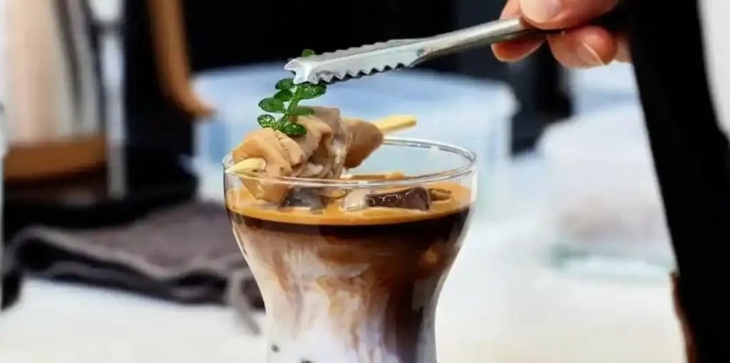 chinese cafe serve coffee made with cooked pig intestine weird food dishes in china11