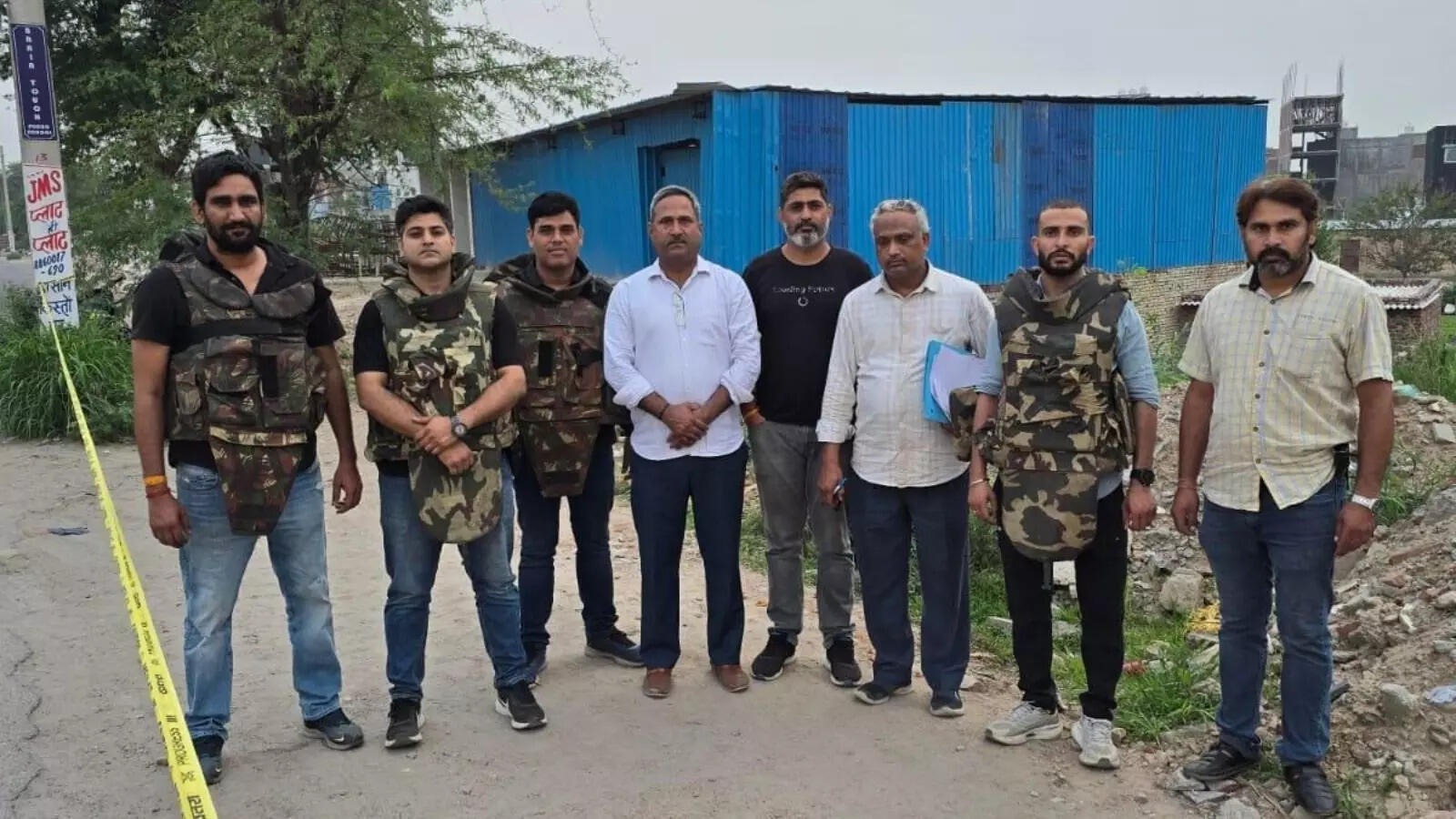 delhi police arrested two wanted criminals after encounter jaitpur and kalindi kunj