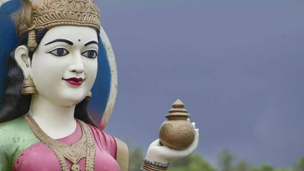 ganga dussehra 2025 worship goddess ganga and chant 108 names of goddess parvati