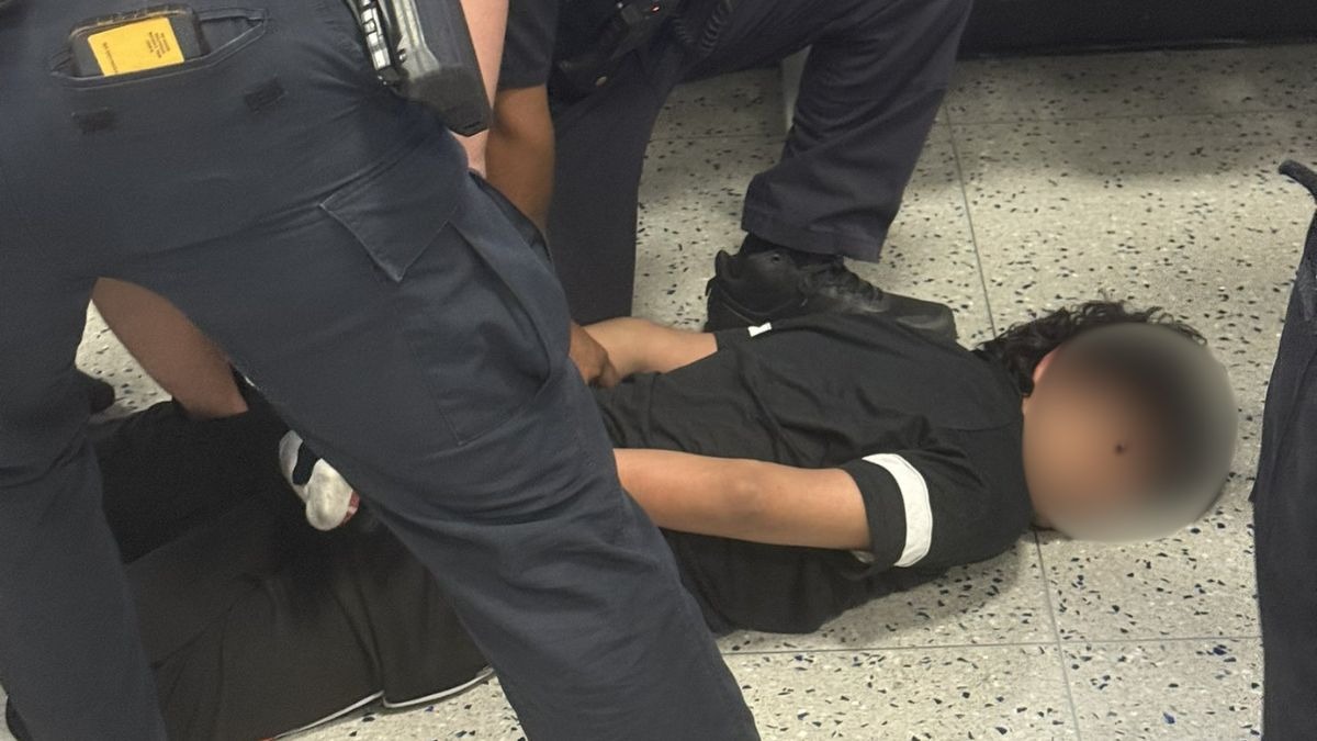 indian student handcuffed new jersey newark airport treated like criminal american officers pinned to floor11