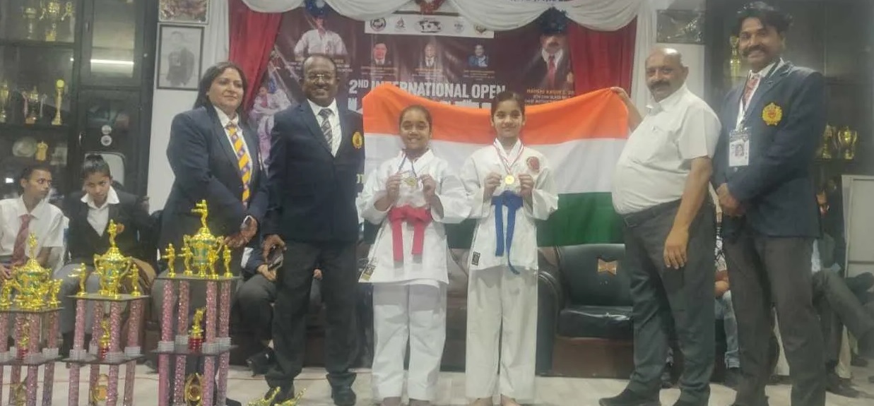 karate players of vadodara won 9 medals in nepal in11