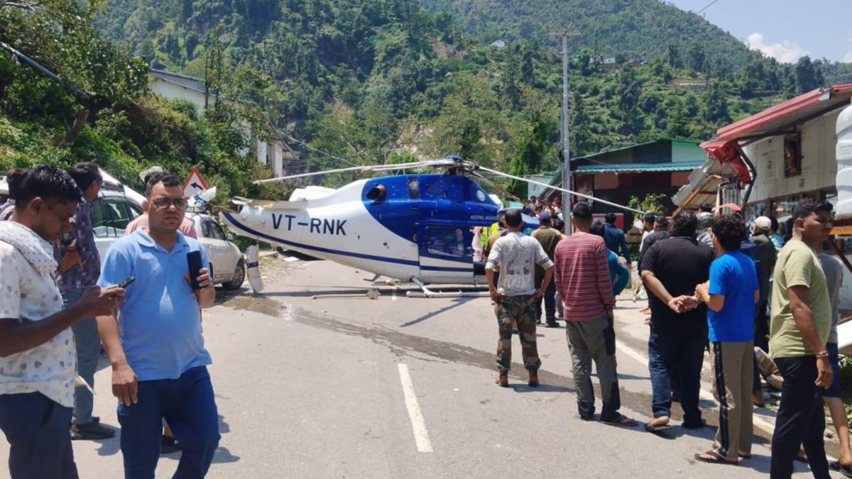 kedarnath helicopter emergency landing highway11