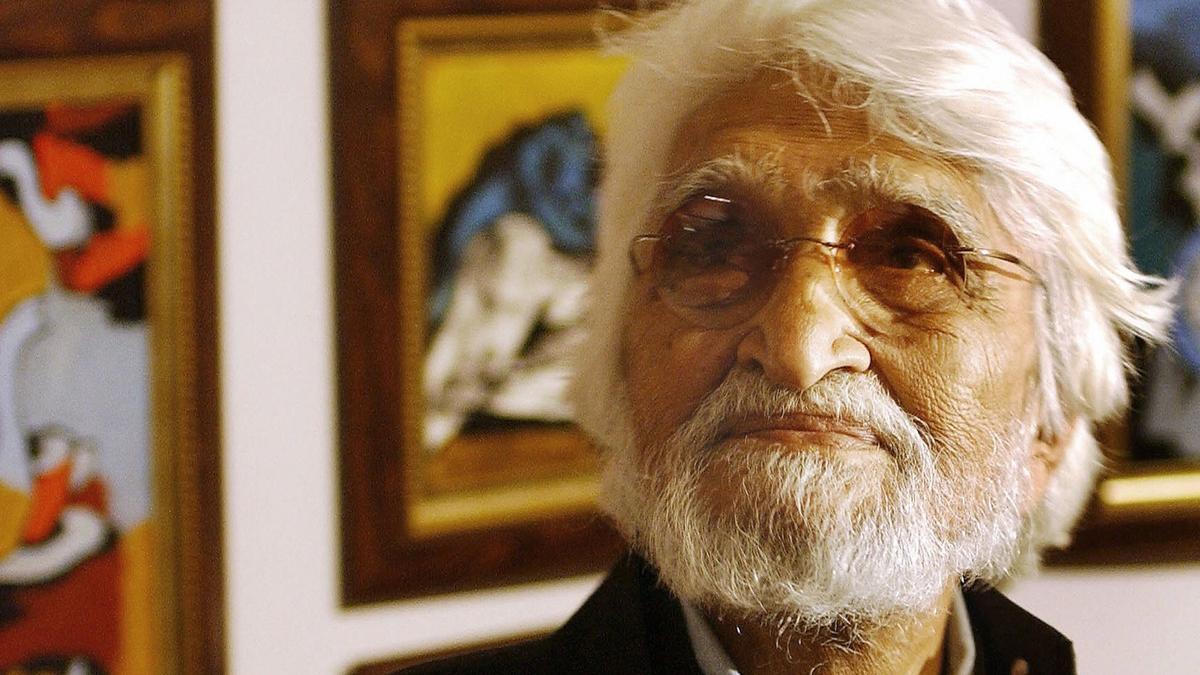 protest against mf husain paintings auction in mumbai hindu organization demands ban on all paintings11 1