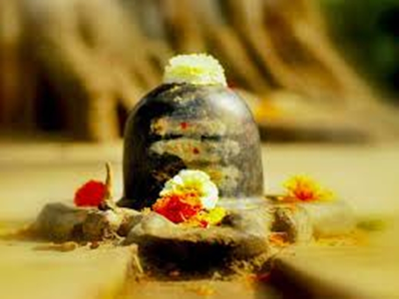 religion monday puja tips worship on monday with this rule you will get the blessings of shiva shakti shiv lingastakam stotra11