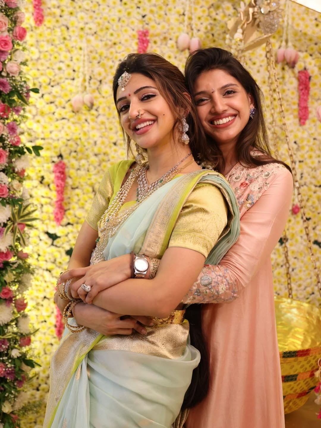 south cinema pushpa 2 actress kartik aaryan rumored girlfriend 23 year old sreeleela birthday celebration in telugu tradition photos viral2