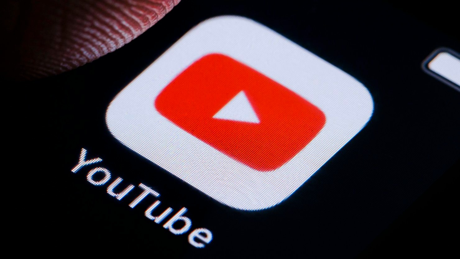 why google tell iphone users to uninstall youtube this is the reason11