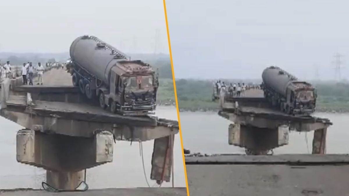 Video of bridge collapse in Vadodara Several vehicles fall into river Three people die1