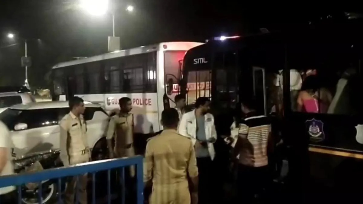 ahmedabad 39 arrested at sanand villa birthday party for alcohol consumption1
