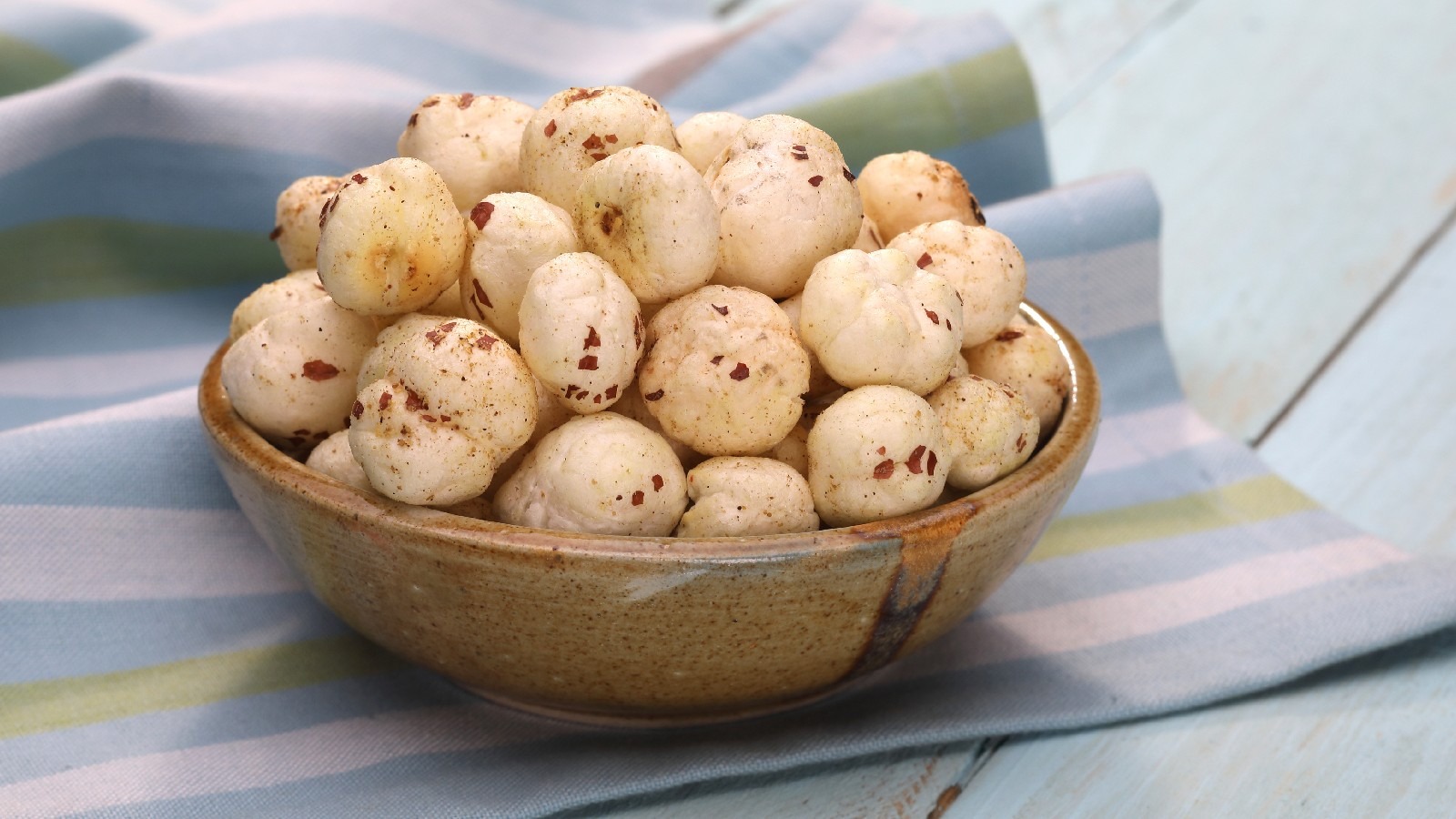 four easiest ways to roast makhana without oil and ghee1