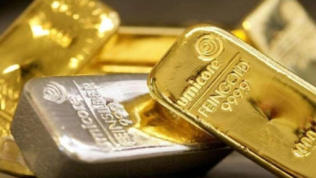gold became cheaper by rs 2158 and silver by rs 2643 in 4 days today also the prices of both fell1