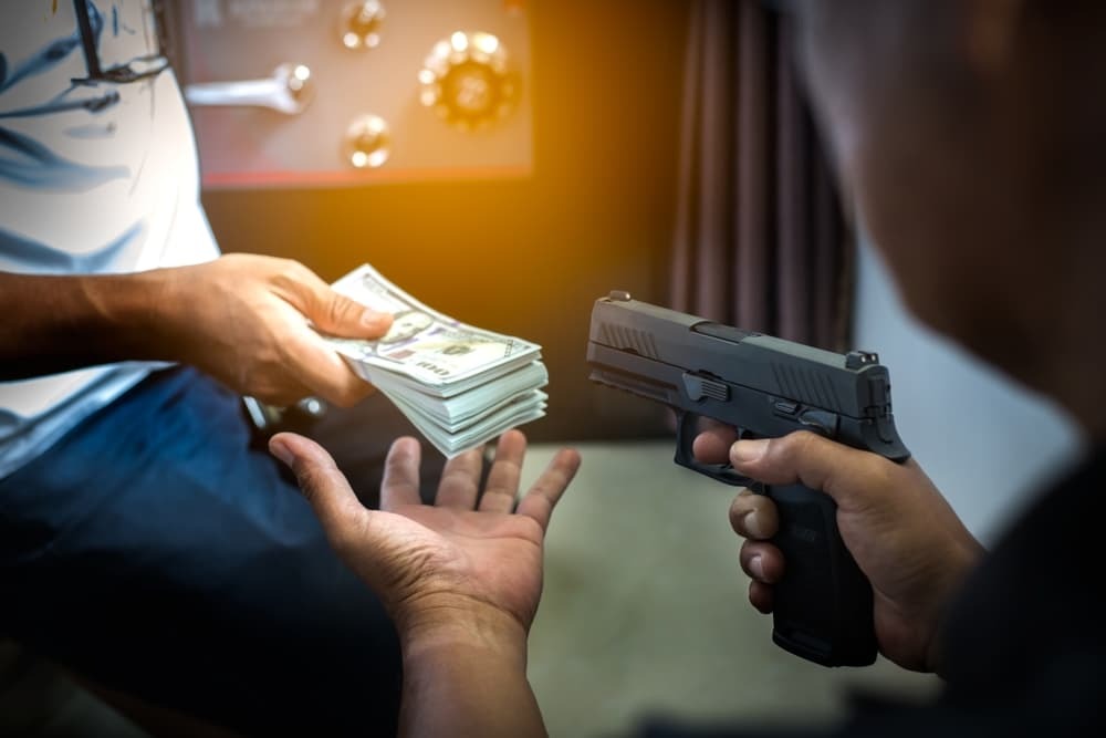 jeweller shot dead in robbery at jewellery showroom in surat gujarat1