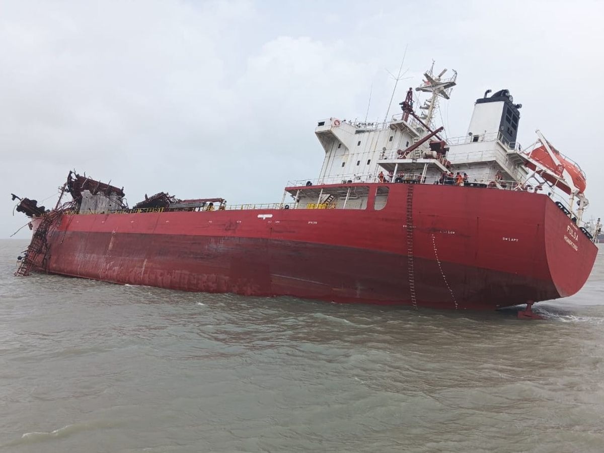 kandla port ship tanker explosion methanol crew rescued hong kong1