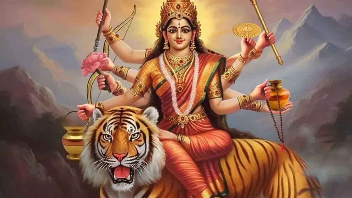 masik durgashtami 2025 shubh muhurat significance puja rituals bhog mata rani priya phool mantra or more111