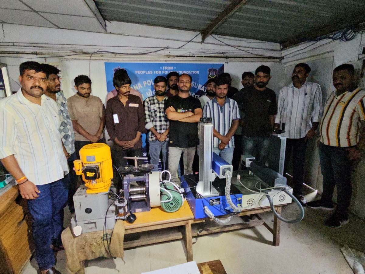 surat big duplicate gold factory busted 12 arrested111