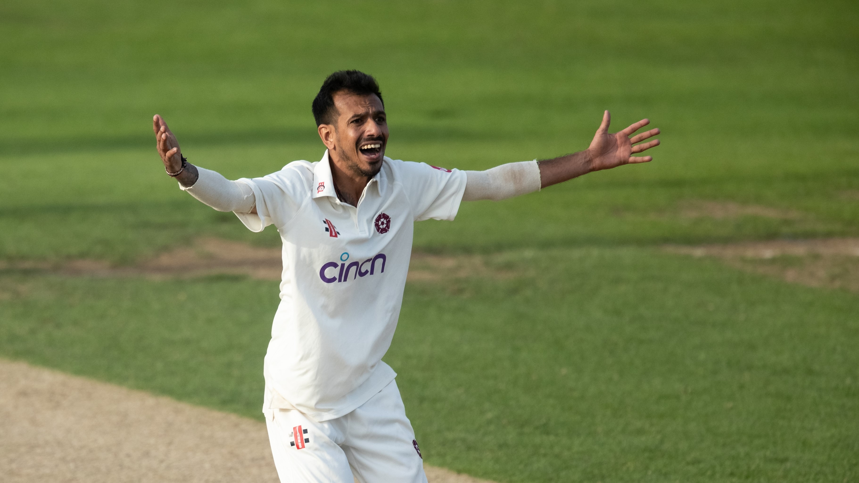 yuzvendra chahal took 4 wickets in england kent vs northamptonshire 34th match at canterbury county111
