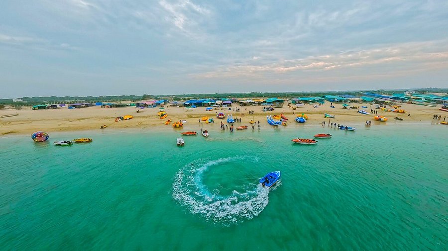 blue flag beach